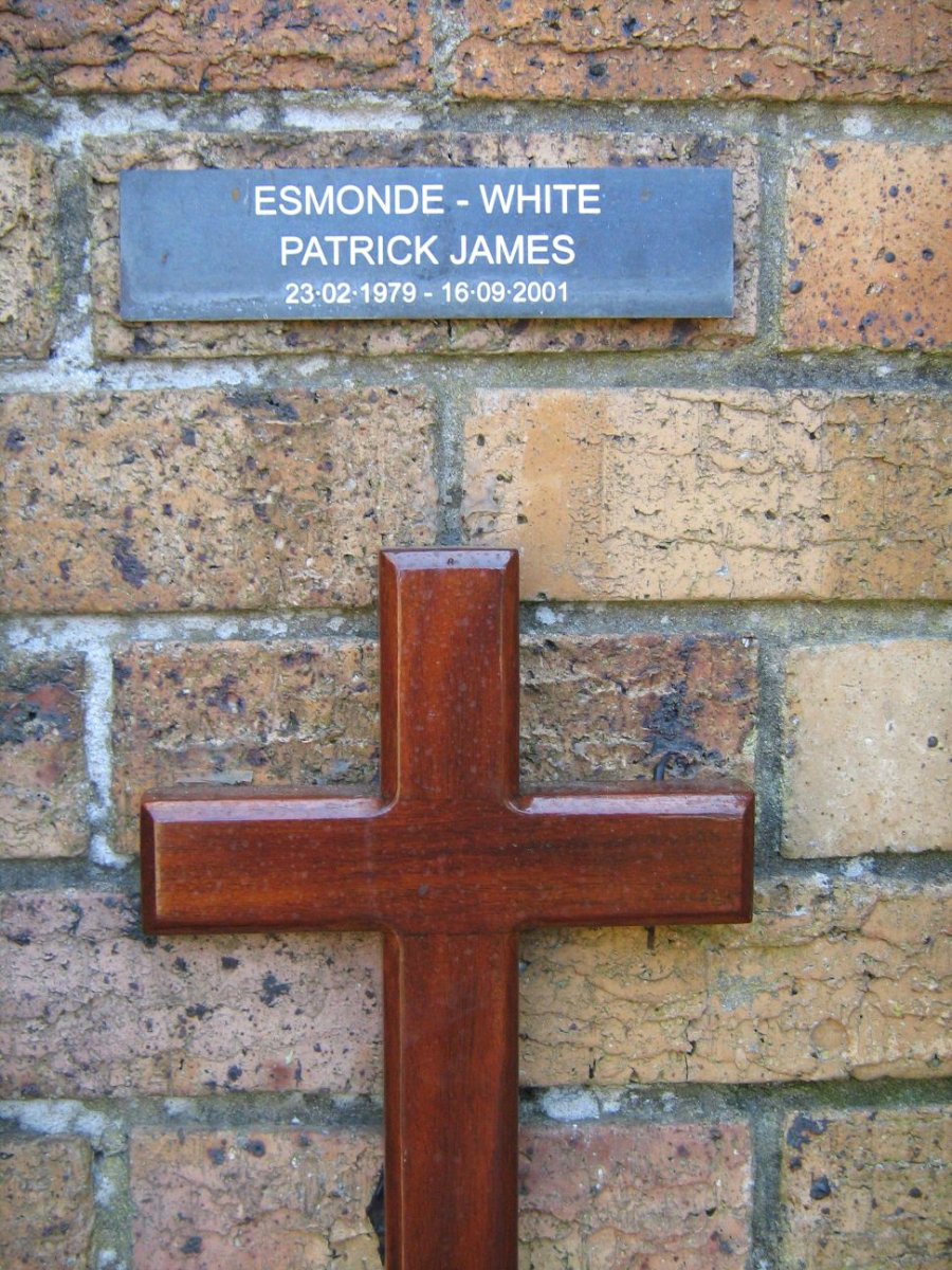 WHITE Patrick James, ESMONDE 1979-2001