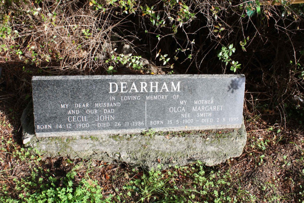DEARHAM Cecil John 1900-1986 &amp; Olga Margaret SMITH 1907-1995