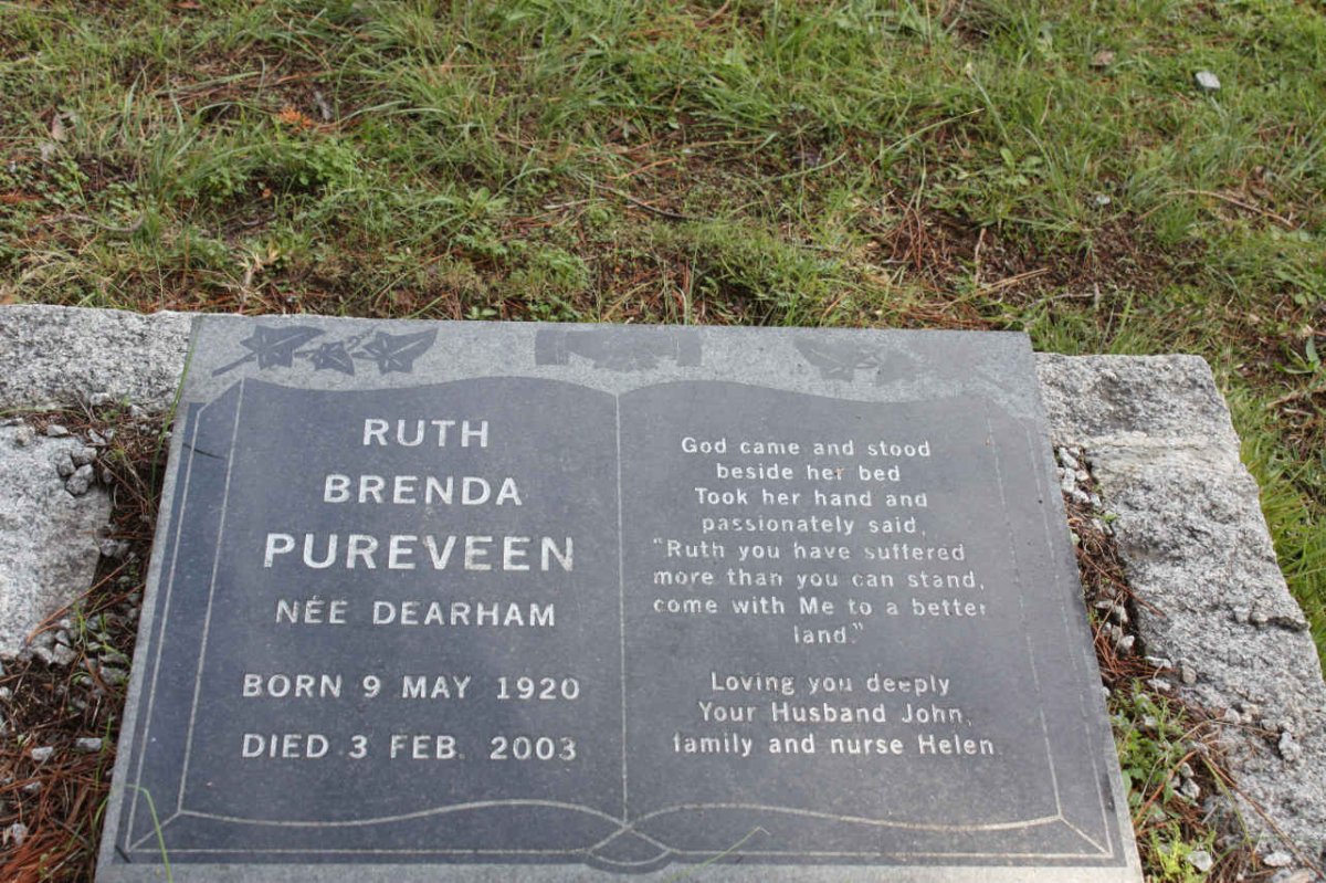 PUREVEEN Ruth Brenda nee DEARHAM 1920-2003