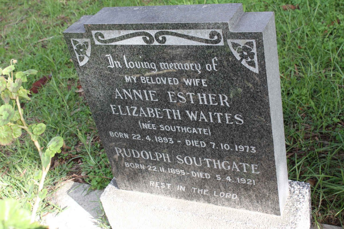 WAITES  Rudolph 1895-1921 &amp; Annie Esther Elizabeth  SOUTHGATE 1893-1973