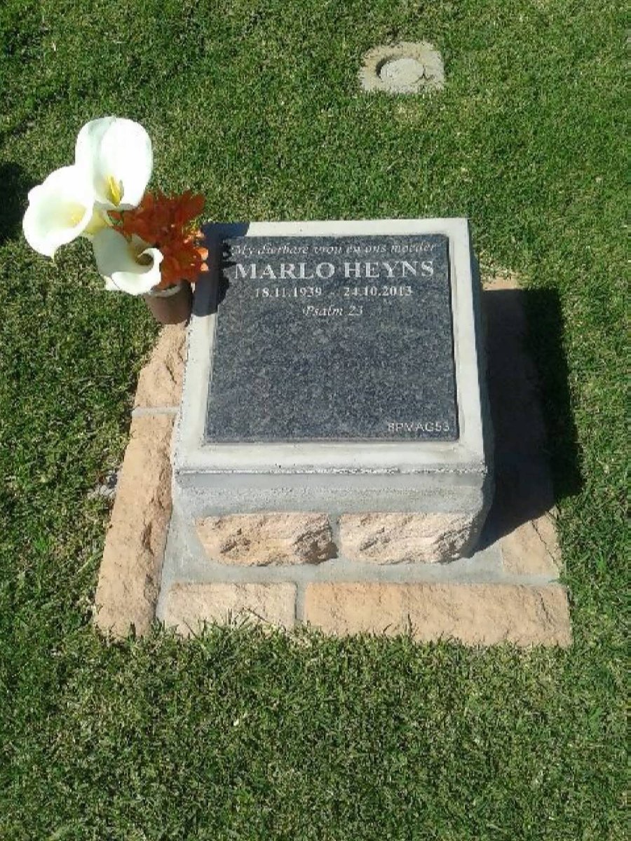 HEYNS Marlo 1939-2013