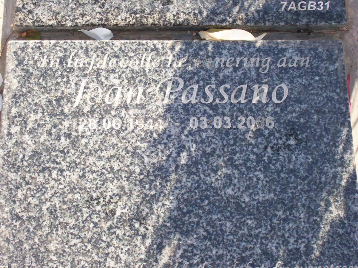 PASSANO Joan 1944-2006