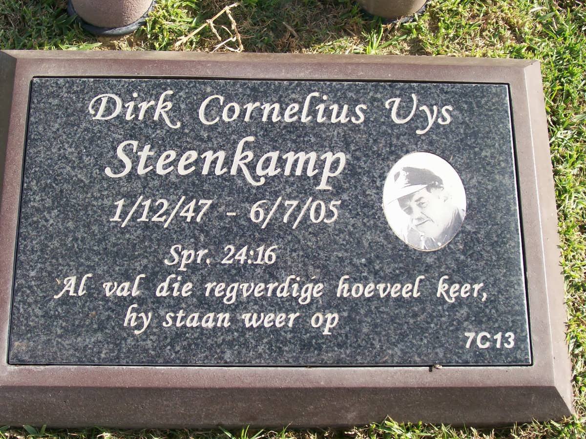 STEENKAMP Dirk Cornelius Uys 1947-2005