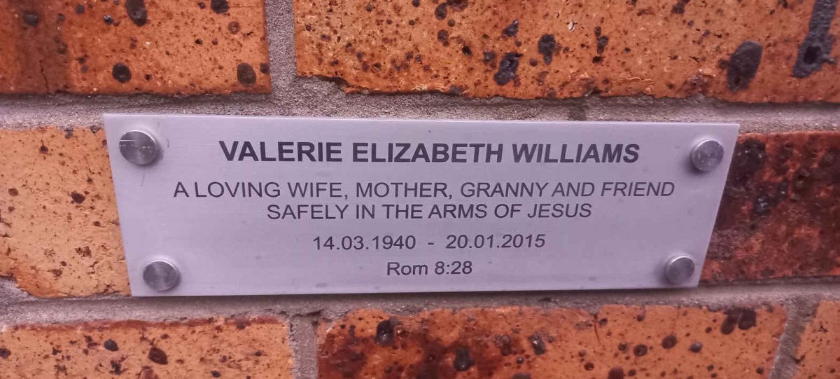 WILLIAMS Valerie Elizabeth 1940-2015