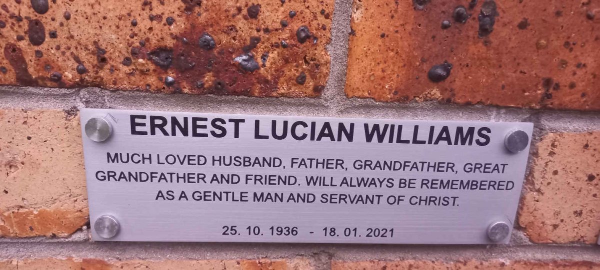 WILLIAMS Ernest Lucian 1936-2021