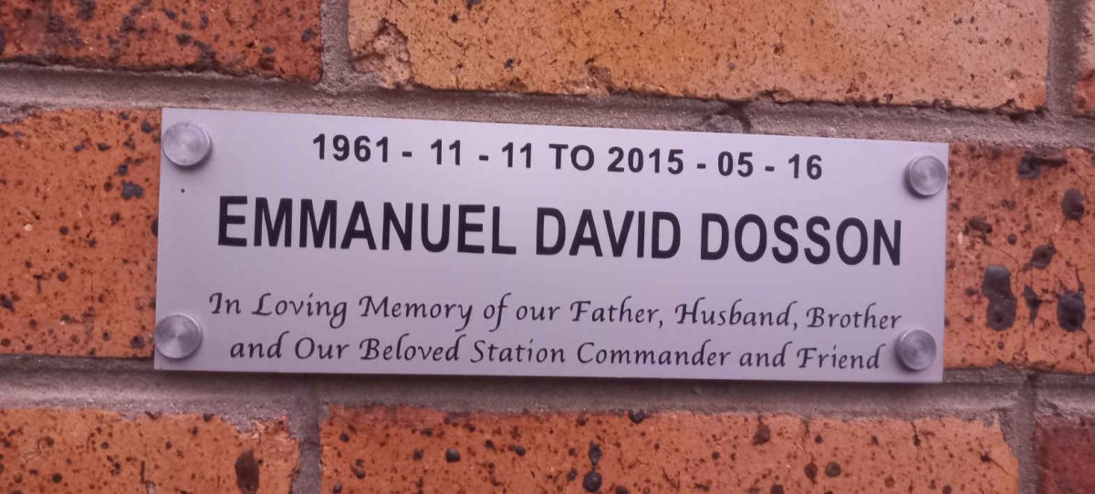 DOSSON Emmanuel David 1961-2015
