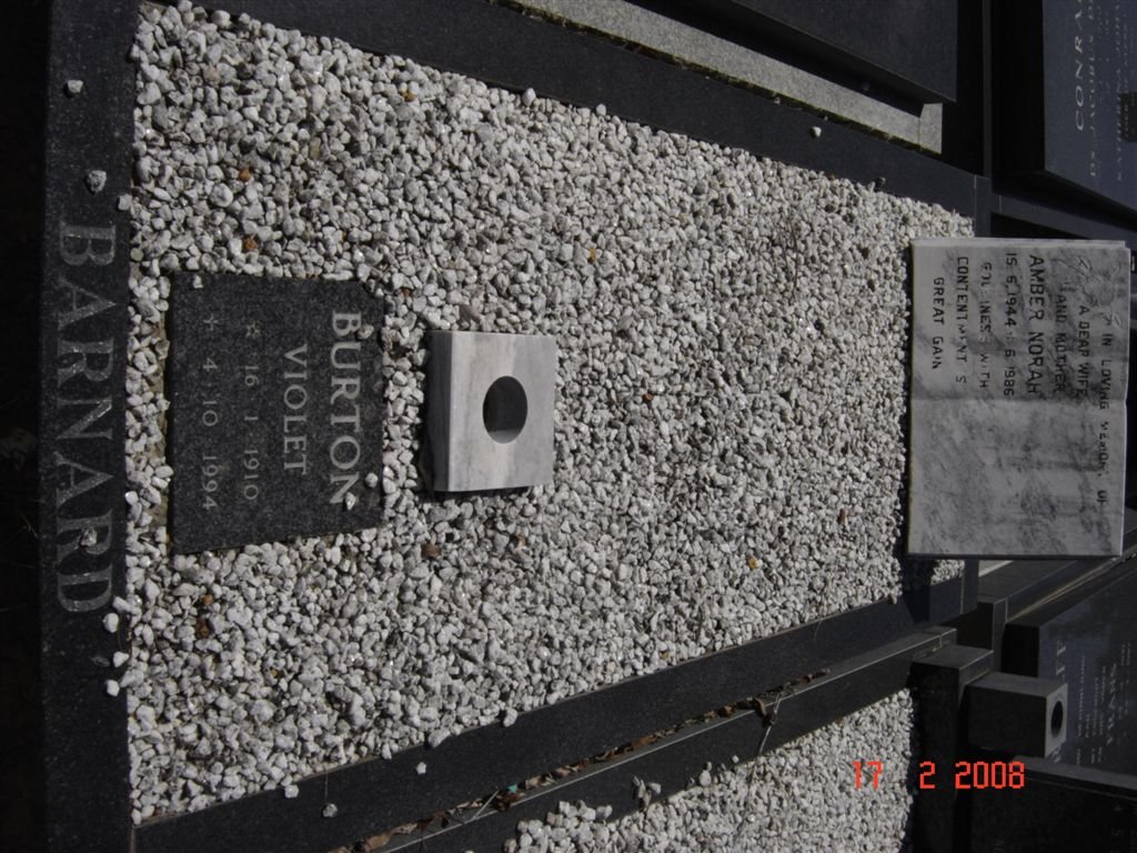 BARNARD Amber Norah 1944-1986 :: BURTON Violet  1910-1994