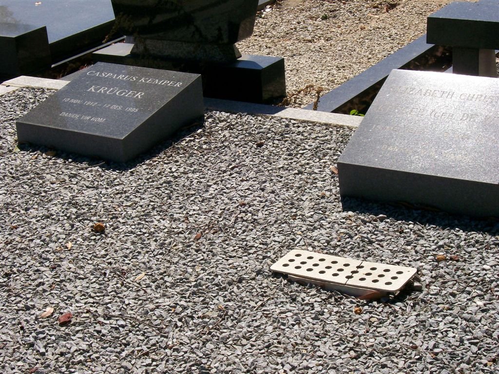 KRUGER Casparus Kemper 1912-1995 &amp; Elizabeth Christina DE WET 1912-1974