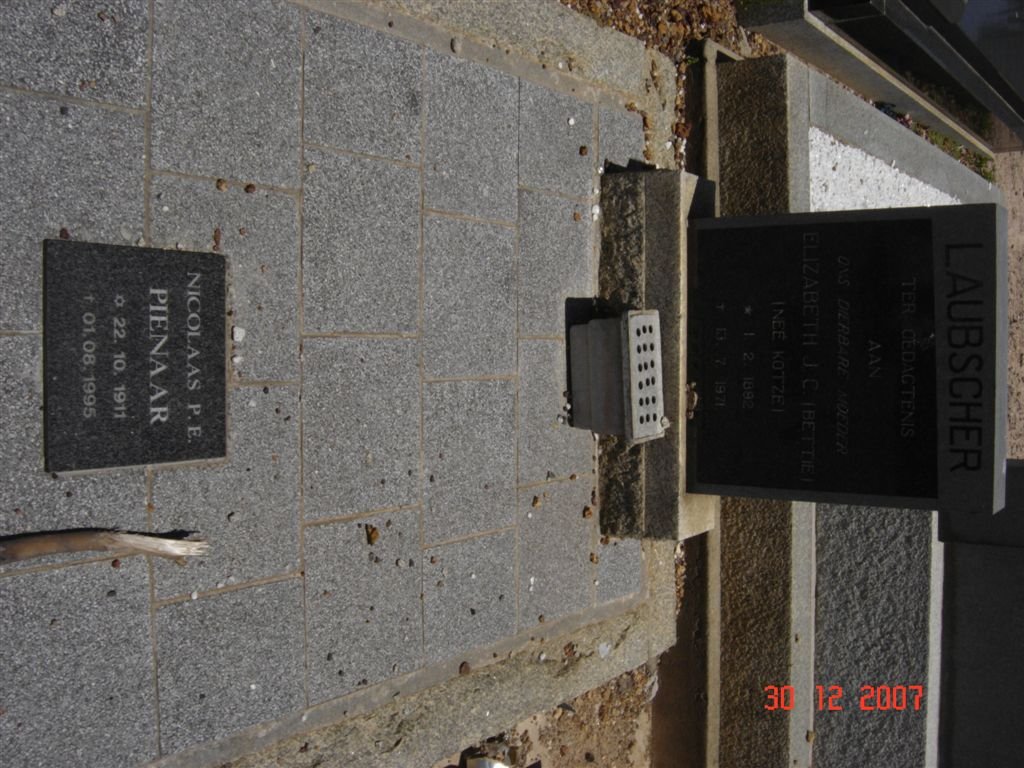 LAUBSCHER Elizabeth J.C. nee KOTZE 1892-1971 :: PIENAAR Nicolaas P.E.  1911-1995