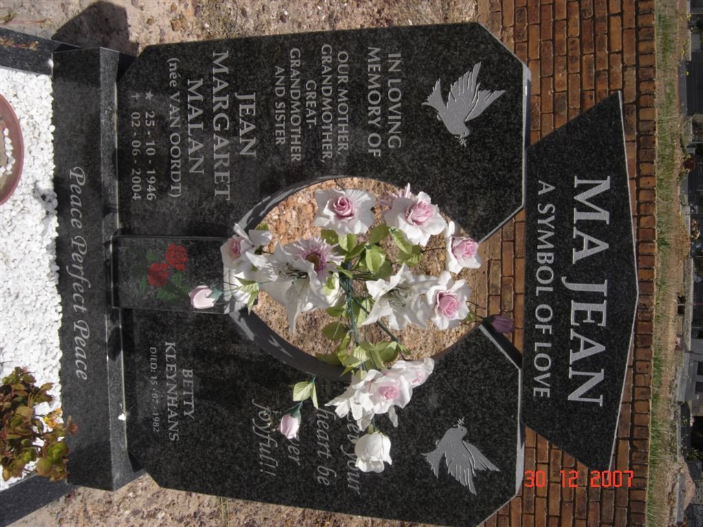 MALAN Jean Margaret nee VAN OORDT 1946-2004 :: KLEYNHANS Betty -1982