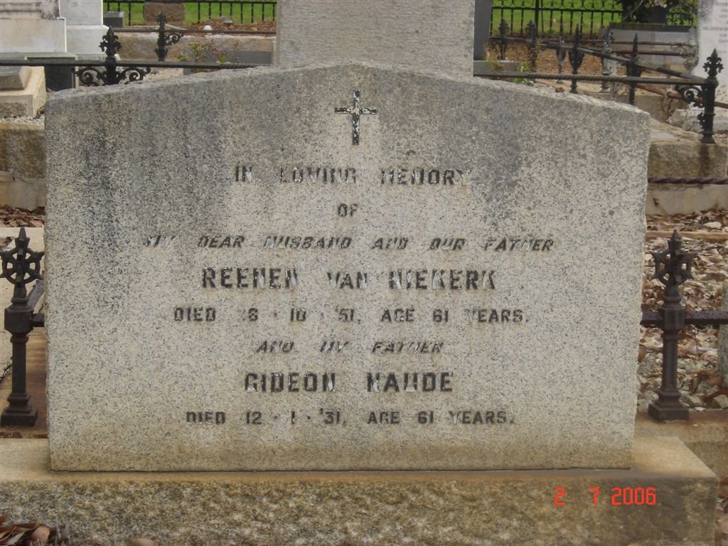 NIEKERK Reenen, van -1951 :: NAUDE Gideon -1931