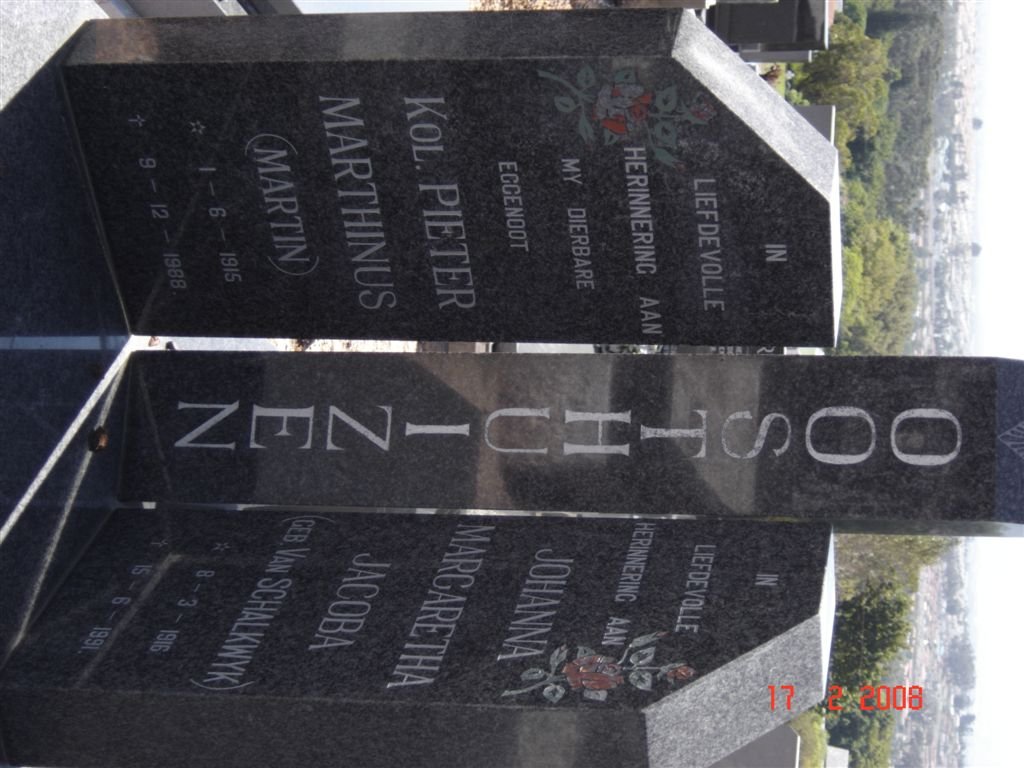 OOSTHUIZEN Pieter Marthinus 1915-1988 &amp; Johanna Margaretha Jacoba VAN SCHALKWYK 1916-1991