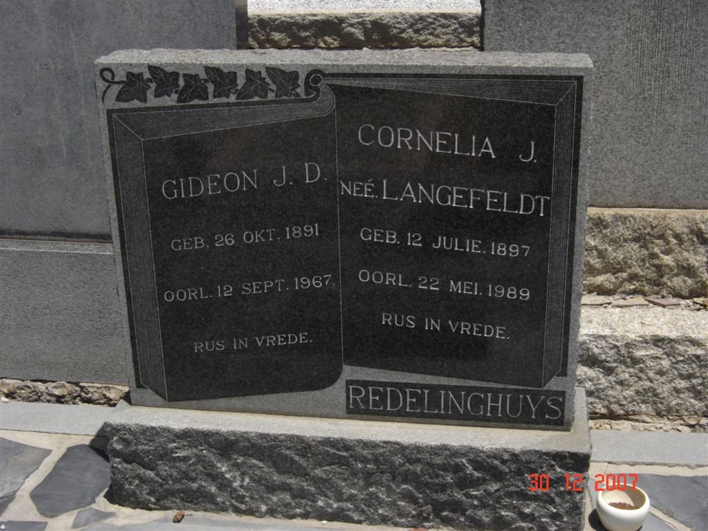 REDELINGHUYS Gideon J.D. 1891-1967 &amp; Cornelia J. LANGEFELDT 1897-1989