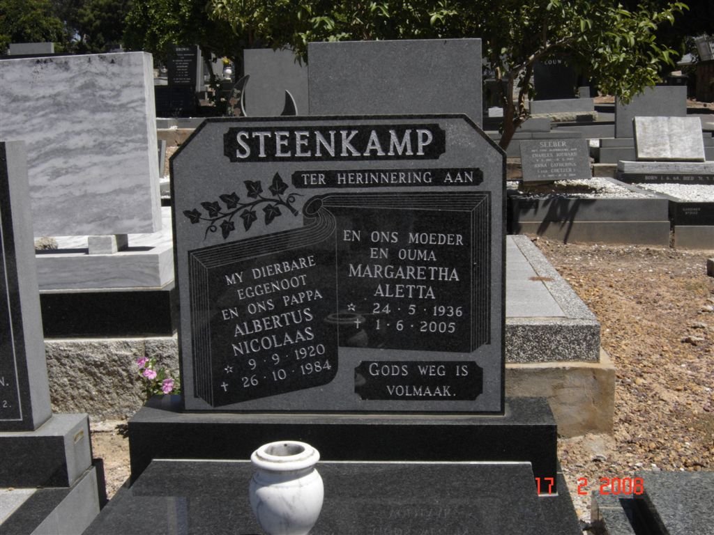 STEENKAMP Albertus Nicolaas 1920-1984 &amp; Margaretha Aletta 1936-2005