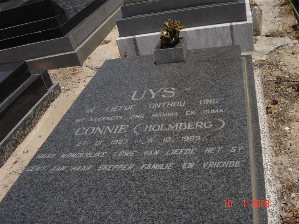 UYS Connie nee HOLMBERG 1927-1989