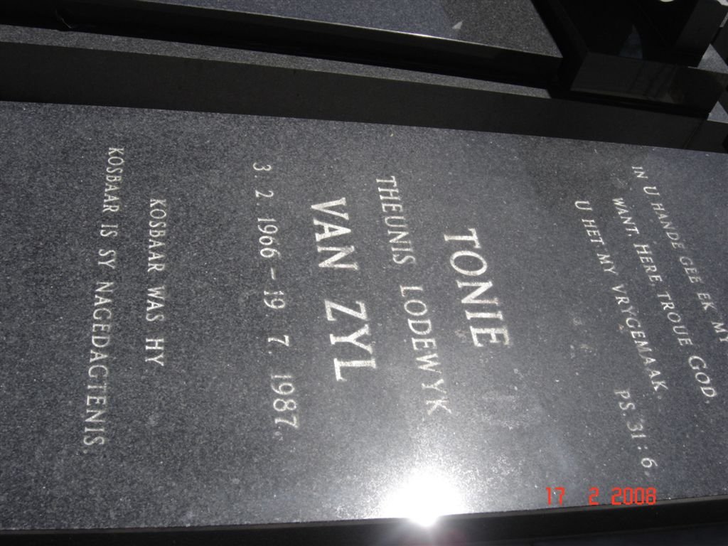 ZYL Theunis Lodewyk, van 1966-1987