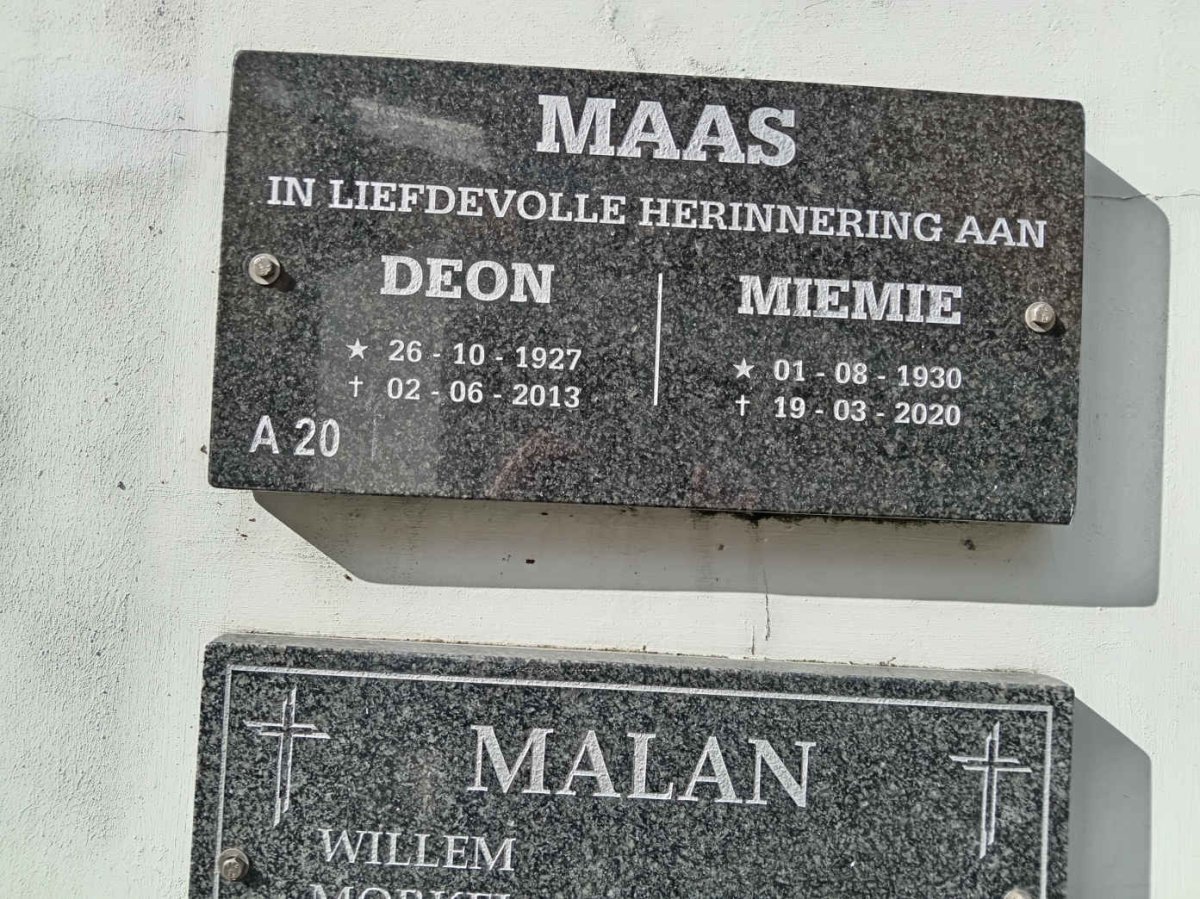 MAAS Deon 1927-2013 &amp; Miemie 1930-2020