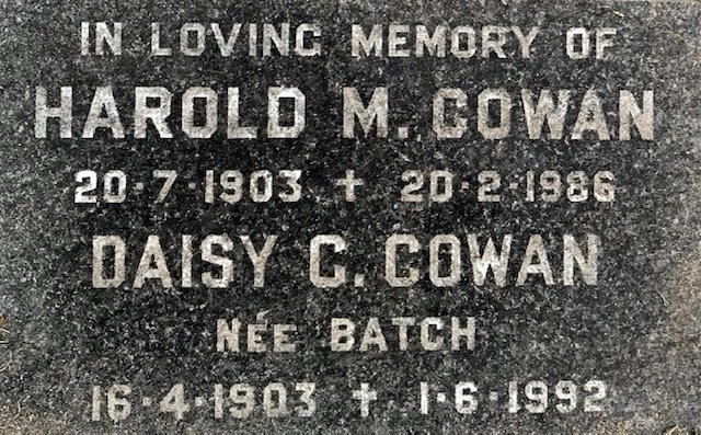 COWAN Harold M. 1903-1986 &amp; Daisy C. BATCH 1903-1992