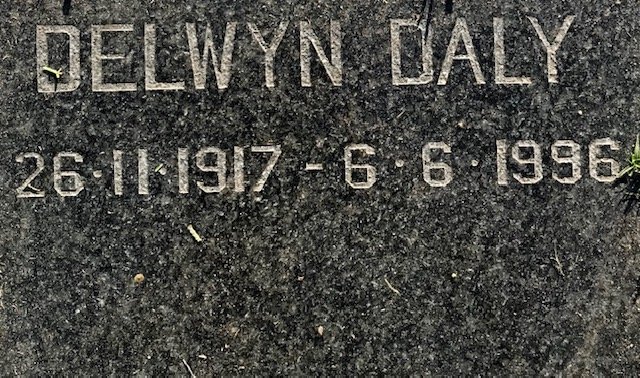 DALY Delwyn 1917-1996