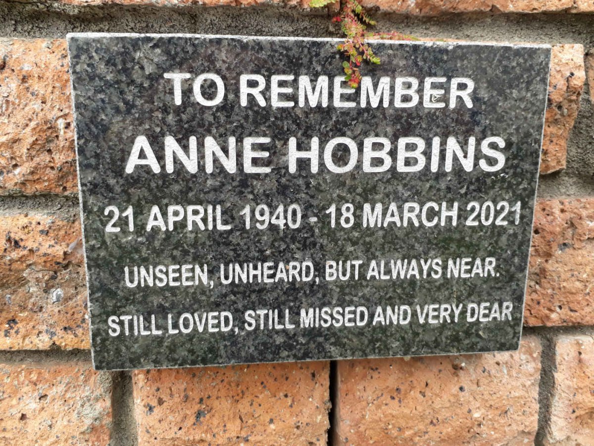HOBBINS Anne 1940-2021