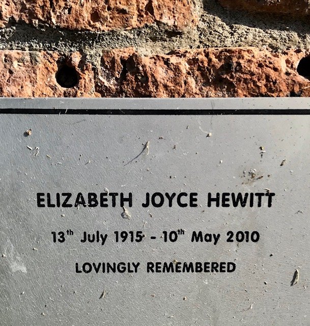 HEWITT Elizabeth Joyce 1915-2010