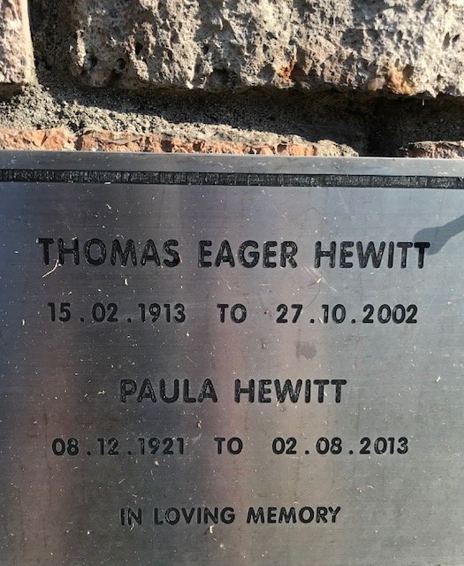 HEWITT Thomas Eager 1913-2002 &amp; Paula 1921-2013
