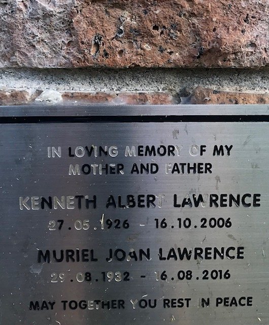 LAWRENCE Kenneth Albert 1926-2006 &amp; Muriel Joan 1932-2016