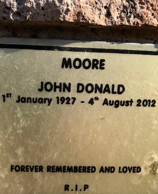 MOORE John Donald 1927-2012