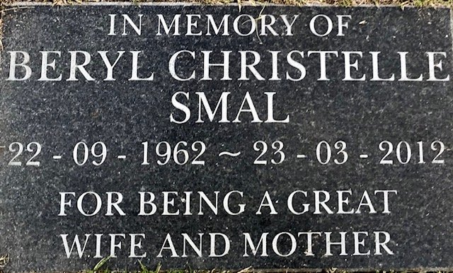 SMAL Beryl Christelle 1962-2012