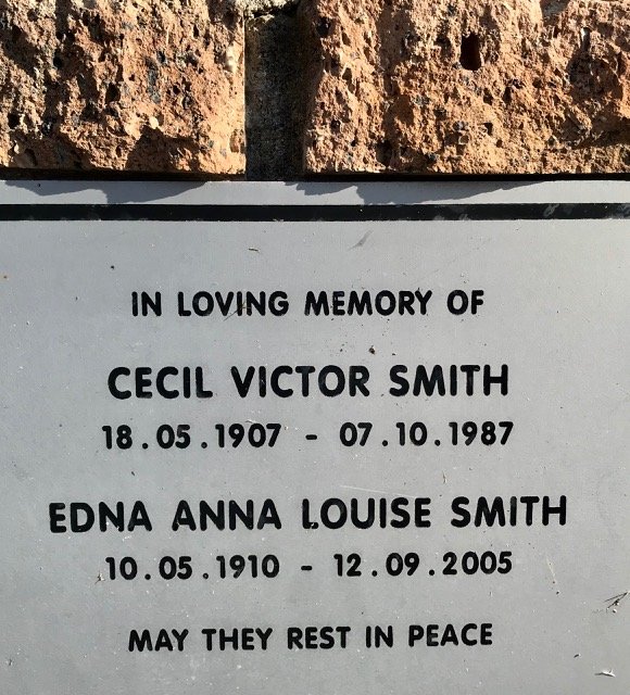 SMITH Cecil Victor 1907-1987 &amp; Edna Anna Louise 1910-2005
