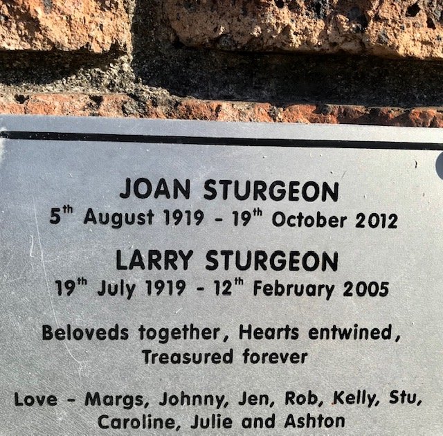 STURGEON Larry 1919-2005 &amp; Joan 1919-2012