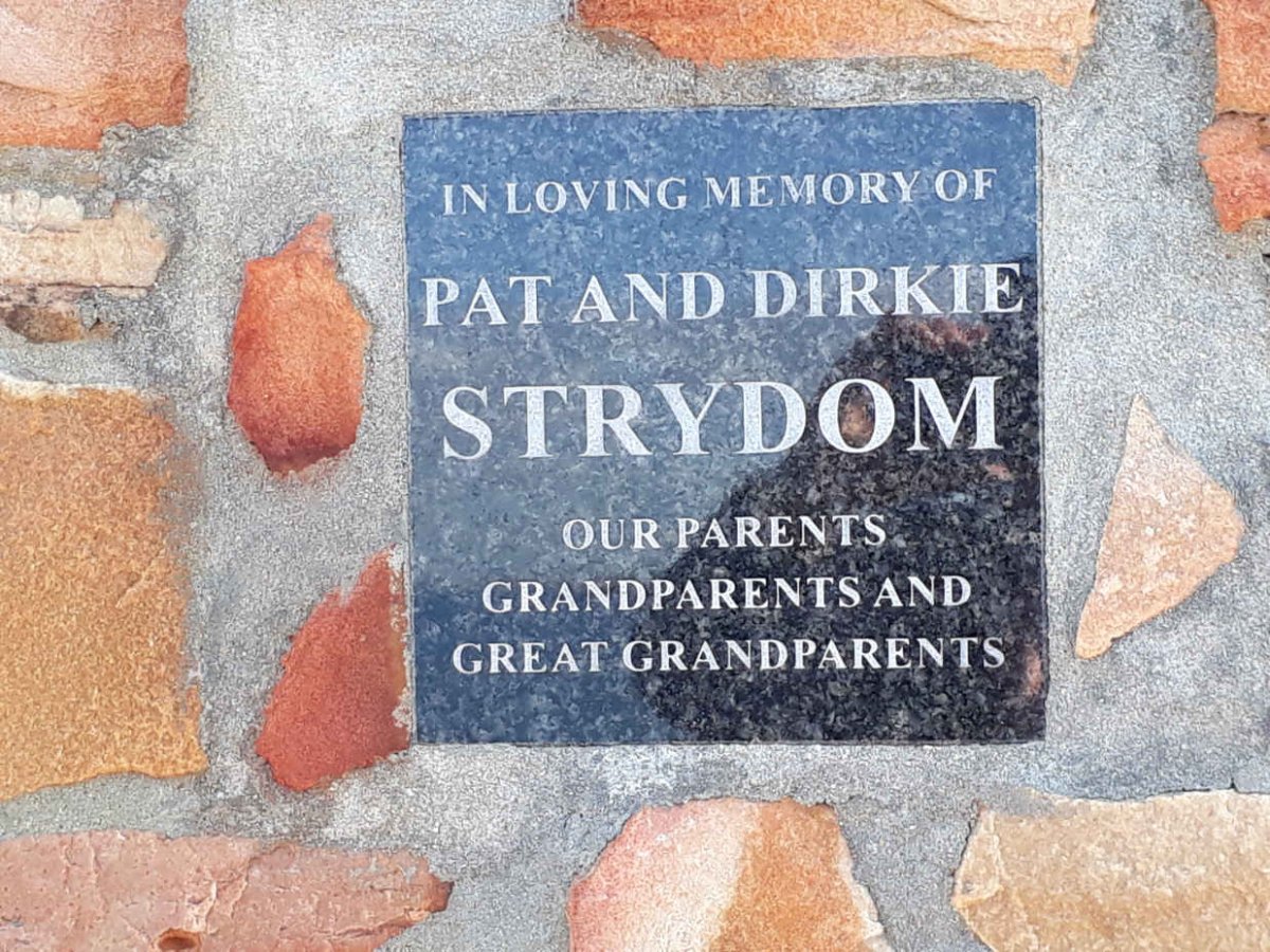 STRYDOM Dirkie &amp; Pat