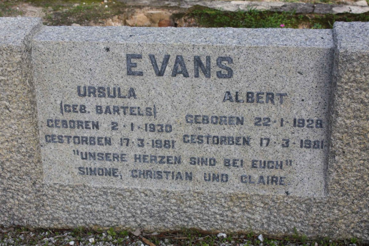 EVANS Albert 1928-1981 &amp; Ursula nee BARTELS 1930-1981