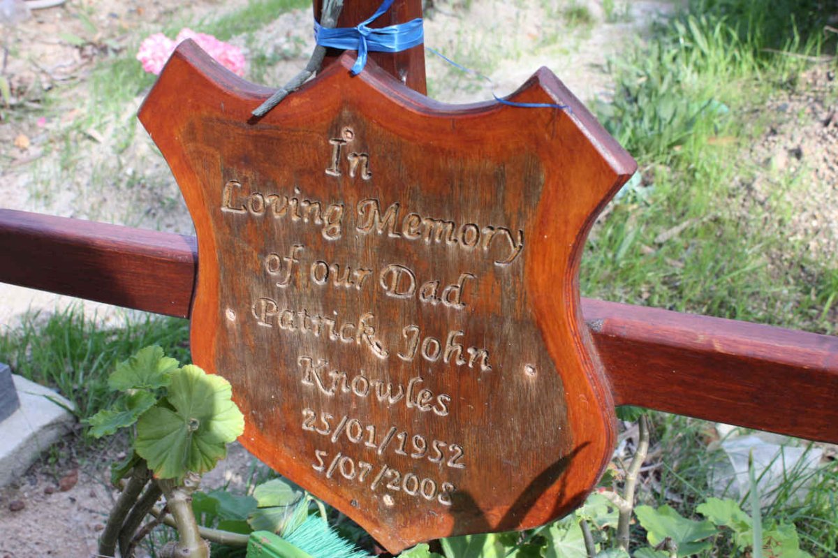 KNOWLES Patrick John 1952-2008