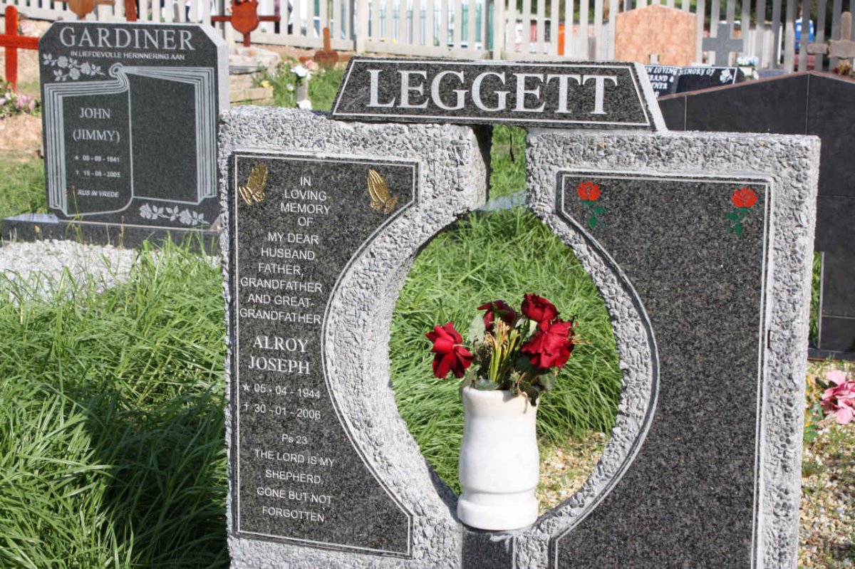 LEGGETT Alroy Joseph 1944-2008