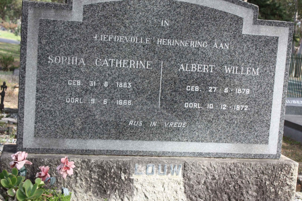 LOUW Albert Willem 1879-1972 &amp; Sophia Catherine 1883-1968