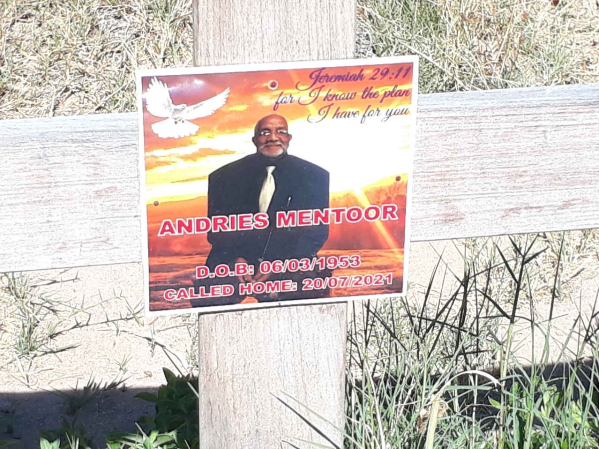MENTOOR Andries 1953-2021