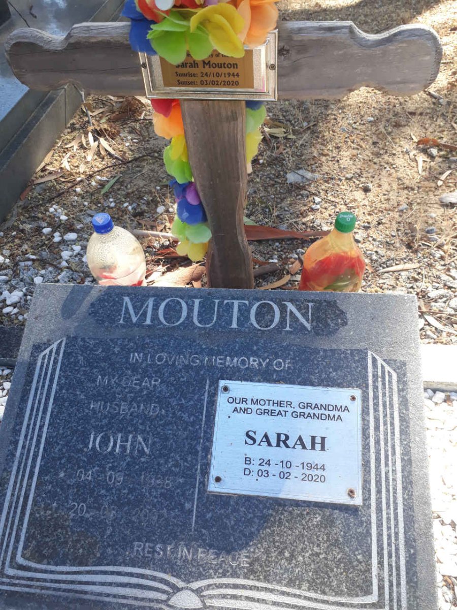 MOUTON John 1938-2002 &amp; Sarah 1944-2020
