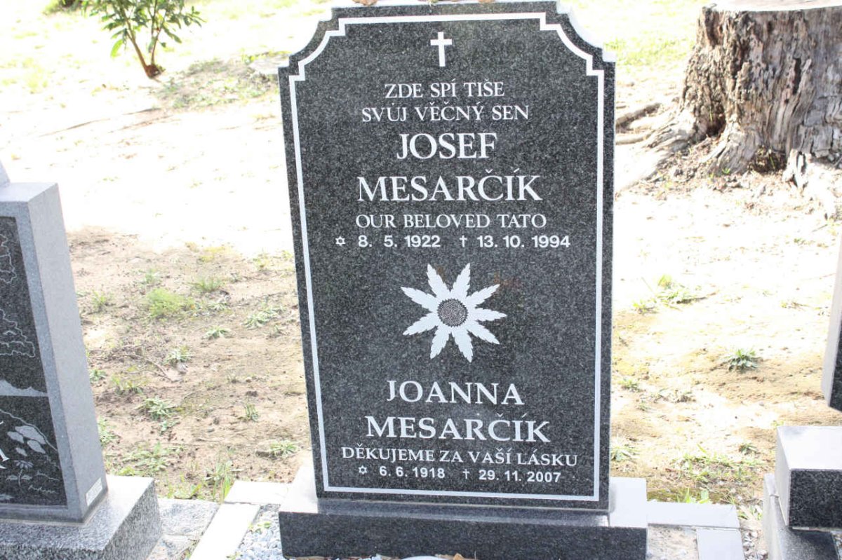 MESARCIK Josef 1922-1994 &amp; Joanna 1918-2007