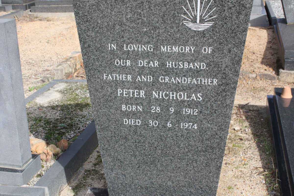 NICHOLAS Peter 1912-1074