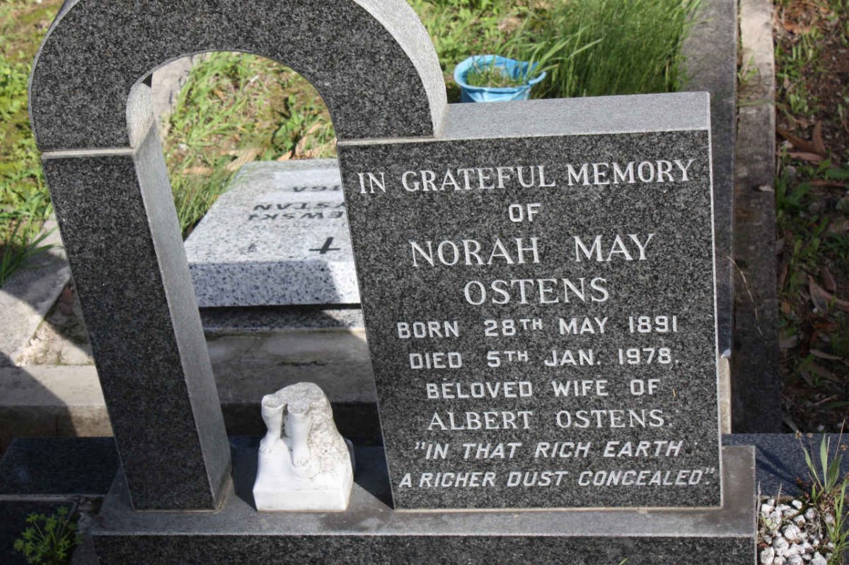 OSTENS Norah May 1891-1978