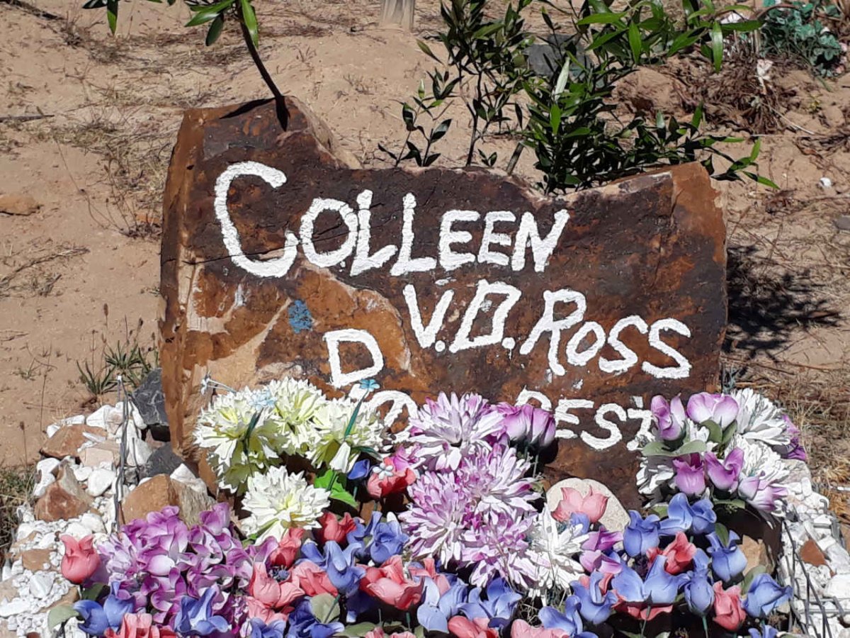 ROSS Colleen, v.d.