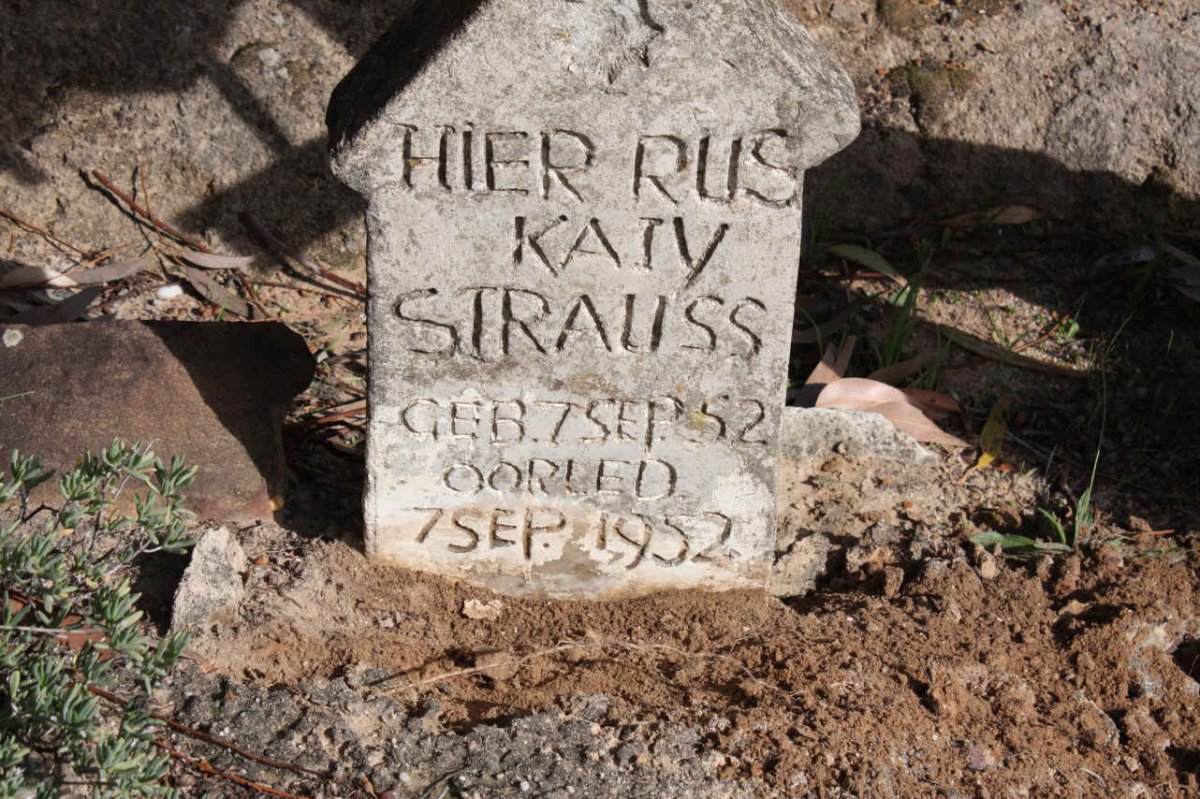 STRAUSS Katy 1952-1952