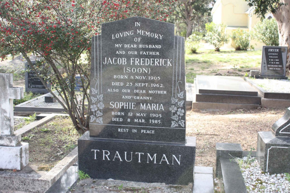 TRAUTMAN Jacob Frederick 1905-1962 &amp; Sophie Maria 1905-1985