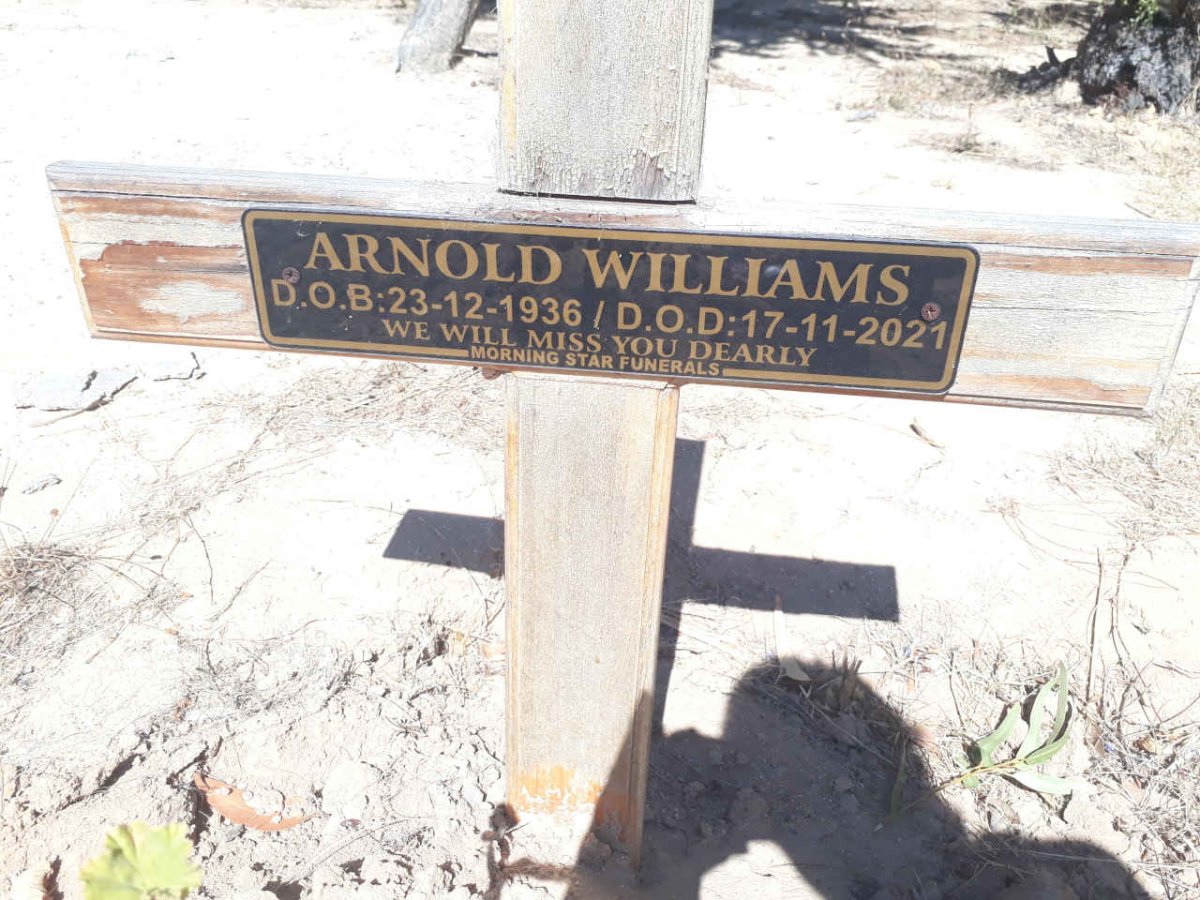 WILLIAMS Arnold 1936-2021