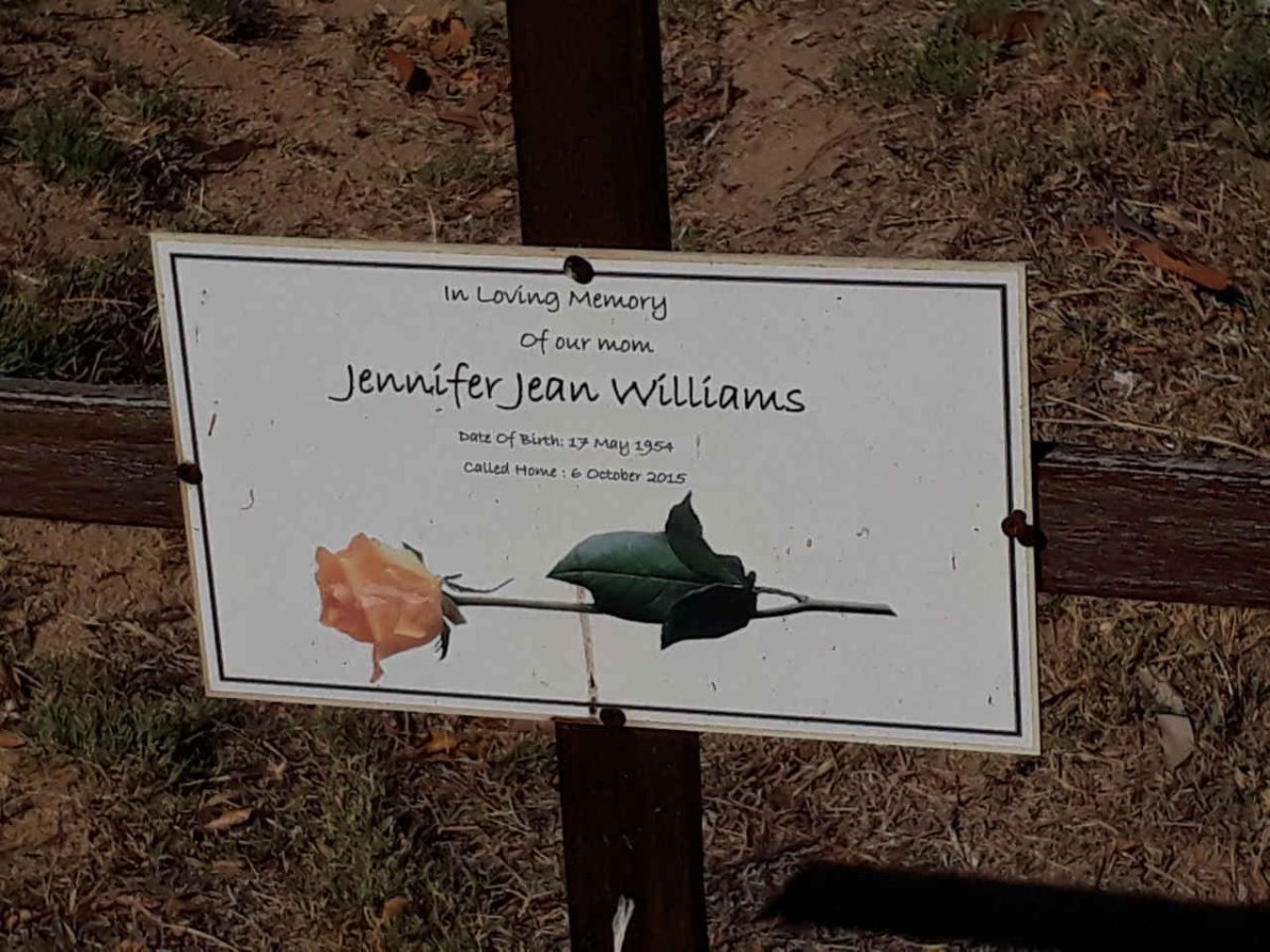 WILLIAMS Jennifer Jean 1954-2015