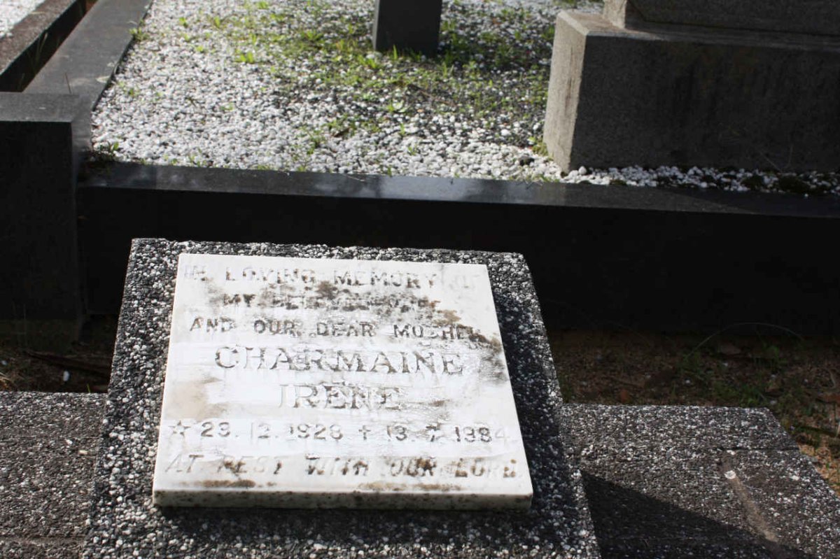 WARRILOW Charmaine Irene 1928-1984