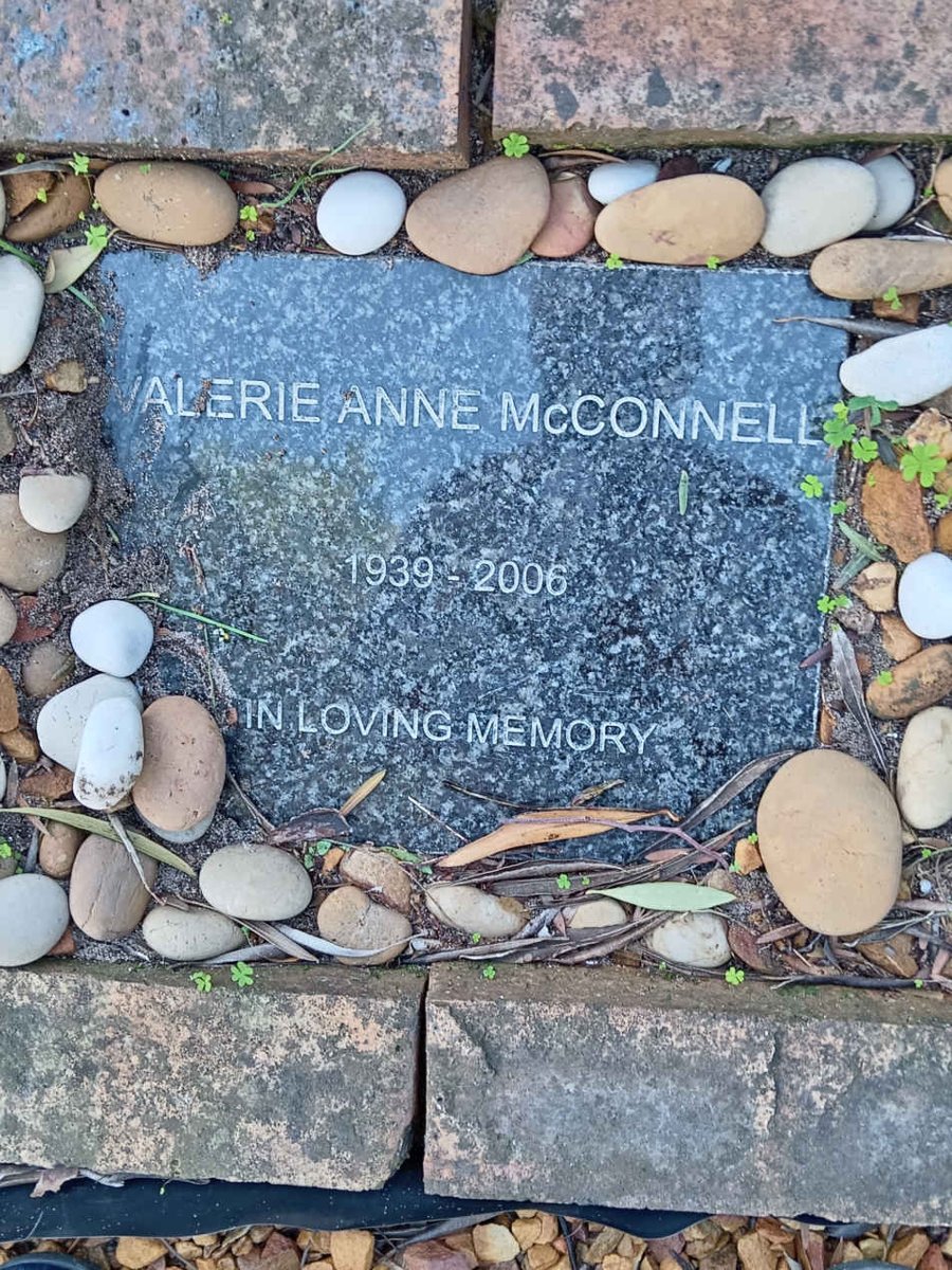 MCCONNELL Valerie Anne 1939-2006