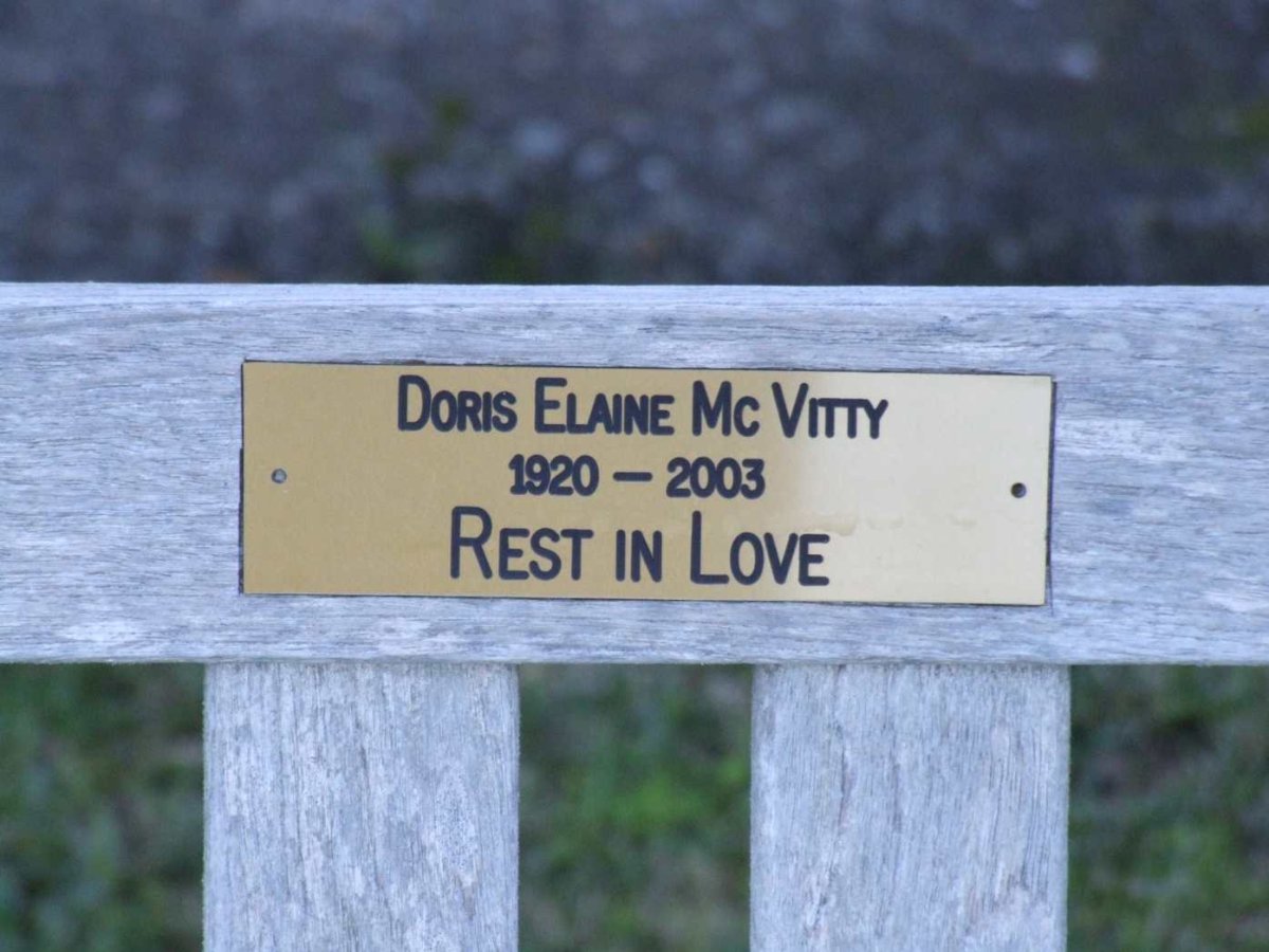 McVITTY Doris Elaine 1920-2003