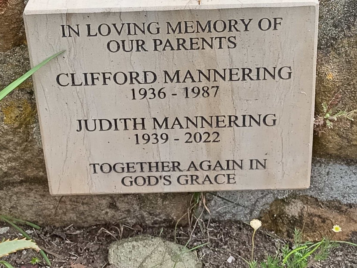 MANNERING Clifford 1936-1987 &amp; Judith 1939-2022